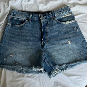Abercrombie High Rise Mid-length Short